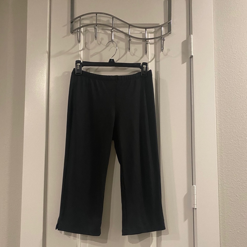 Capri pants